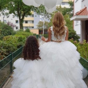 Meet your Posher, Lina